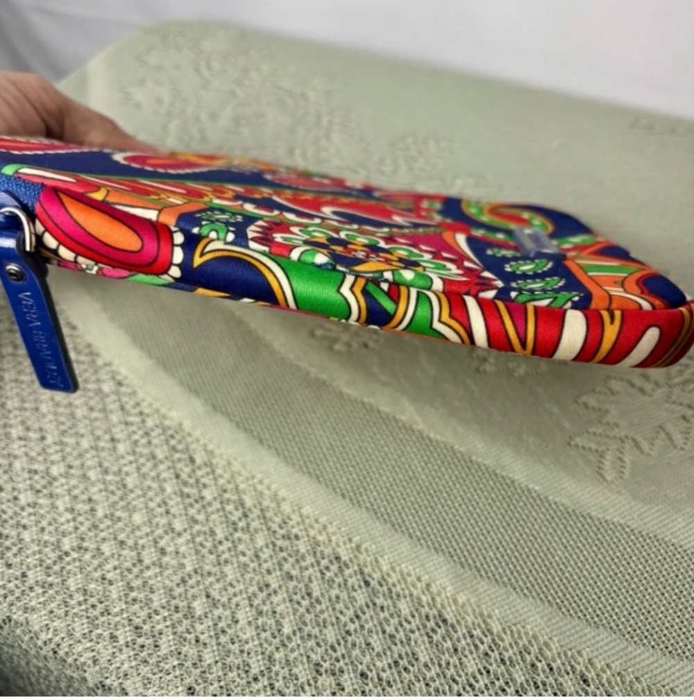 Vera Bradley Paisley Multicolor Paisley Tablet Case Holder - Picture 12 of 16